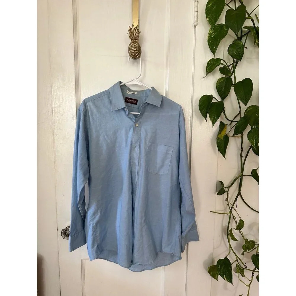 Rothschilds men’s size medium blue Shirt